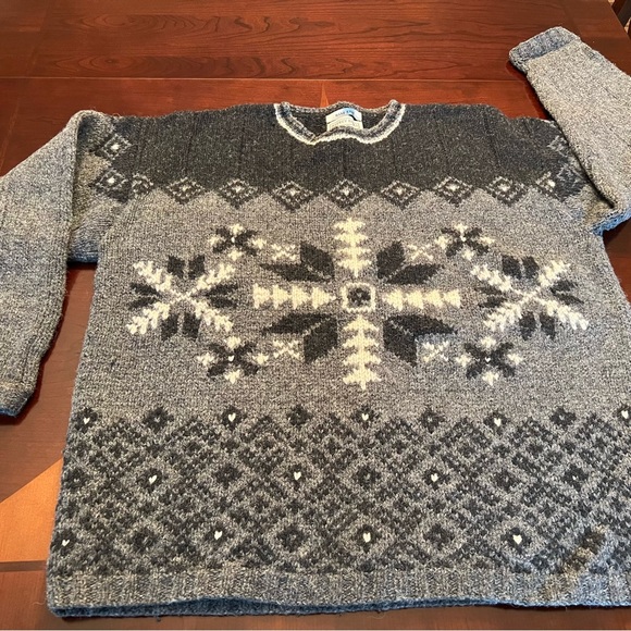 JEFFREY BANKS – 100% Wool Hand Knit (Menswear) Sweater as Women’s SKI Sweater - Picture 4 of 14